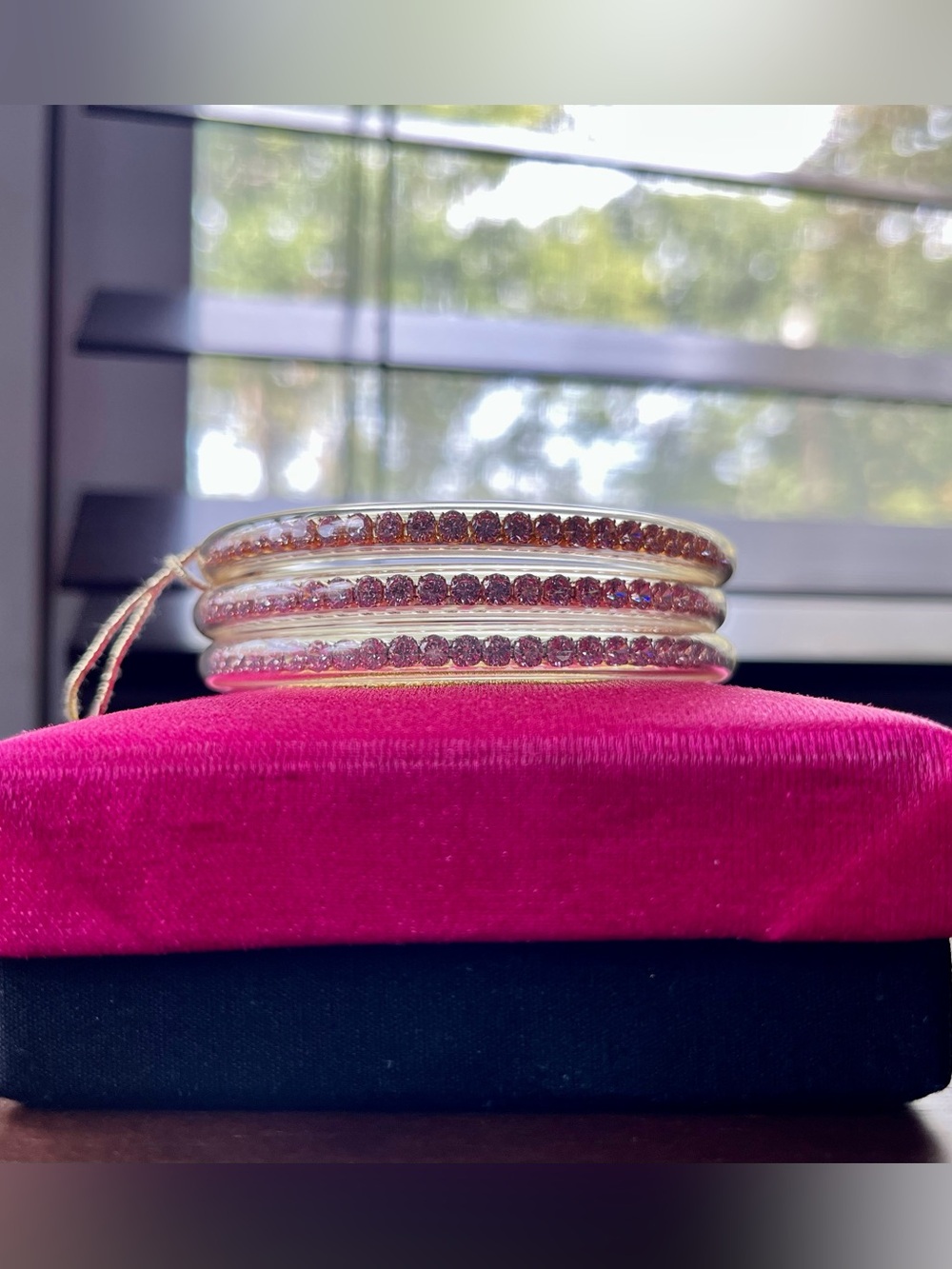 ✨New In Box BuDhaGirl Petal Pink Three Queens All Weather Bangles Set Small✨ - Picture 7 of 15